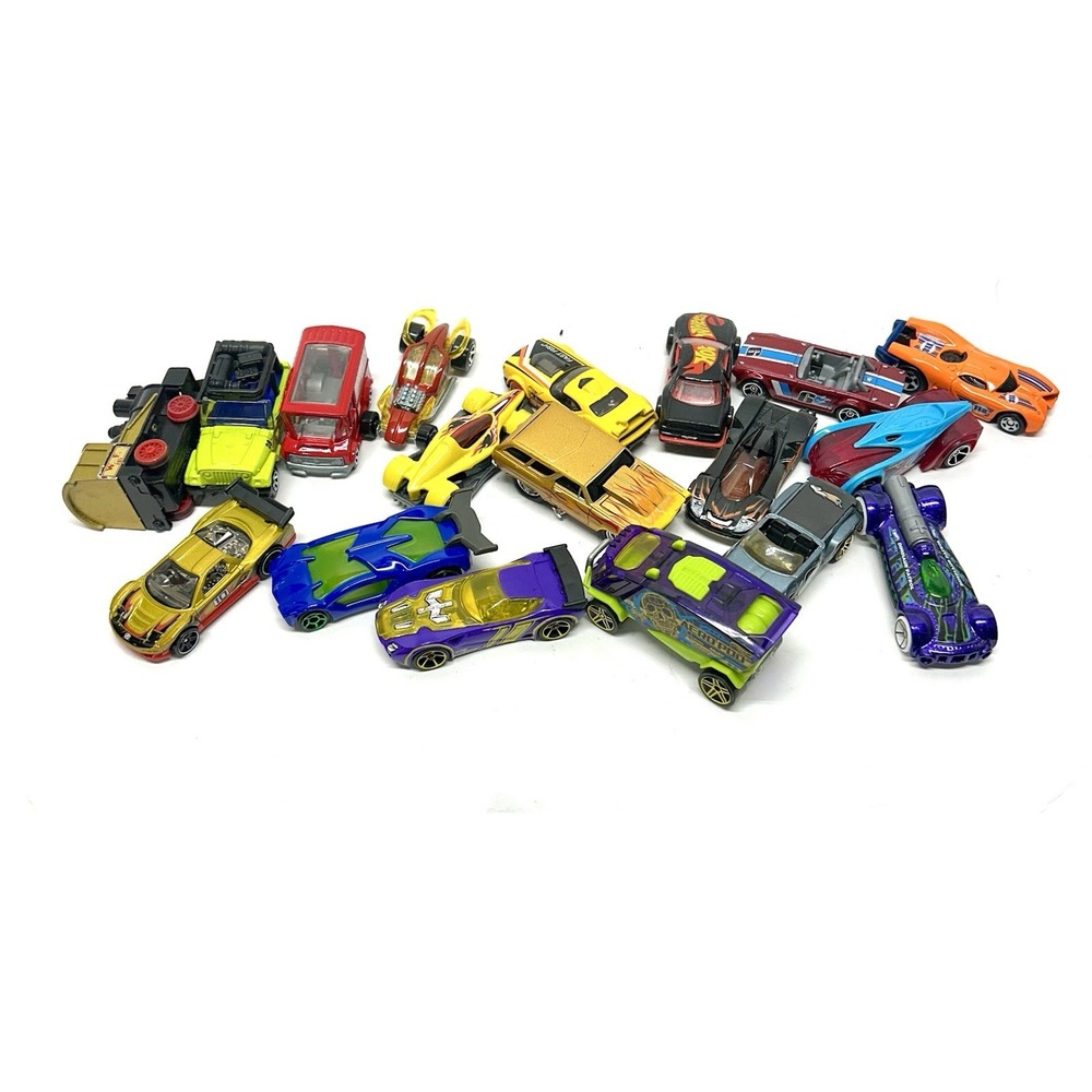 Hot Wheel Matchbox Mixed Lot of 18 Diecast Toy Cars (SHR)